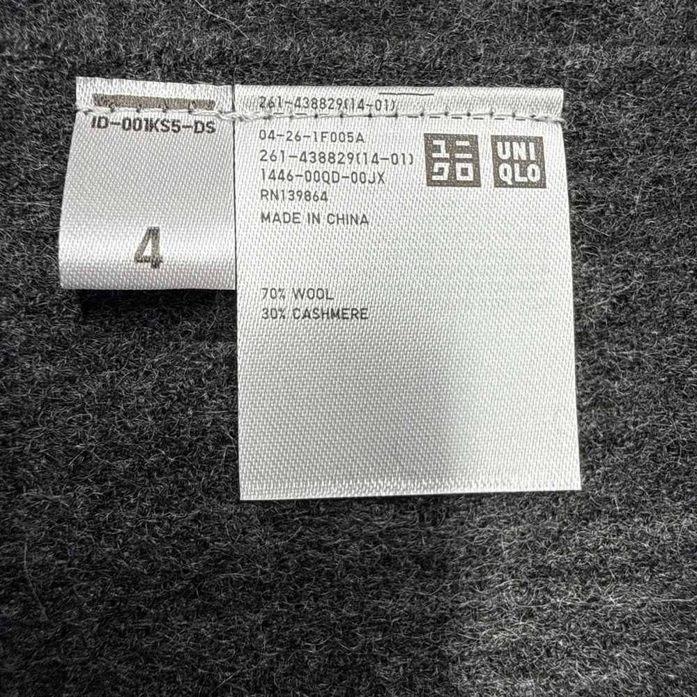 Uniqlo Cashmere Wool Large Scarf Wrap Throw Gray 23.5